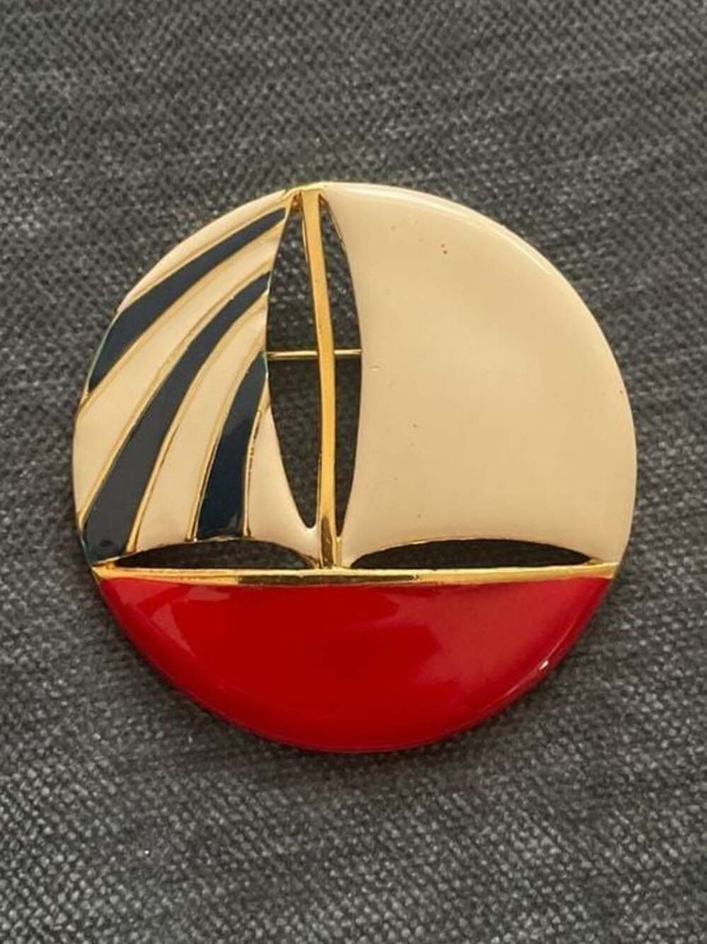 Vintage Gerry's Nautical Round Enamel Sailboat Brooch Gold Tone